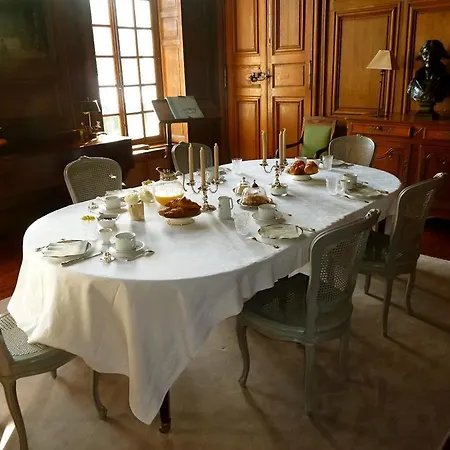בית נופש Chateau Du Saulsoy Chamigny